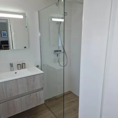 Myfa Beachcottage Zeewind Ii 270 *