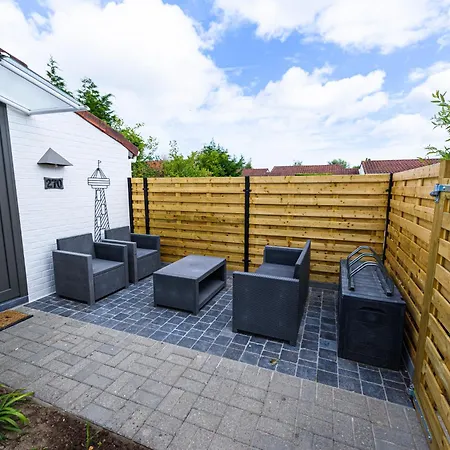 Myfa Beachcottage Zeewind Ii 270