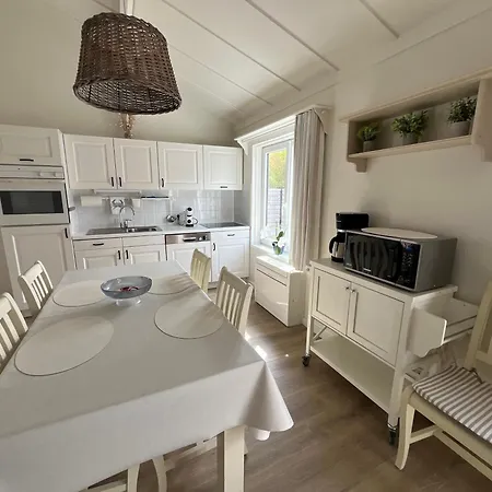 Myfa Beachcottage Zeewind Ii 270 *