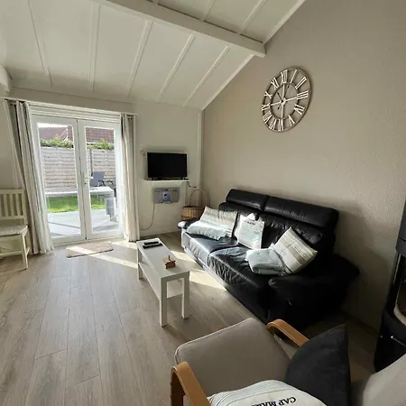 Myfa Beachcottage Zeewind Ii 270 *